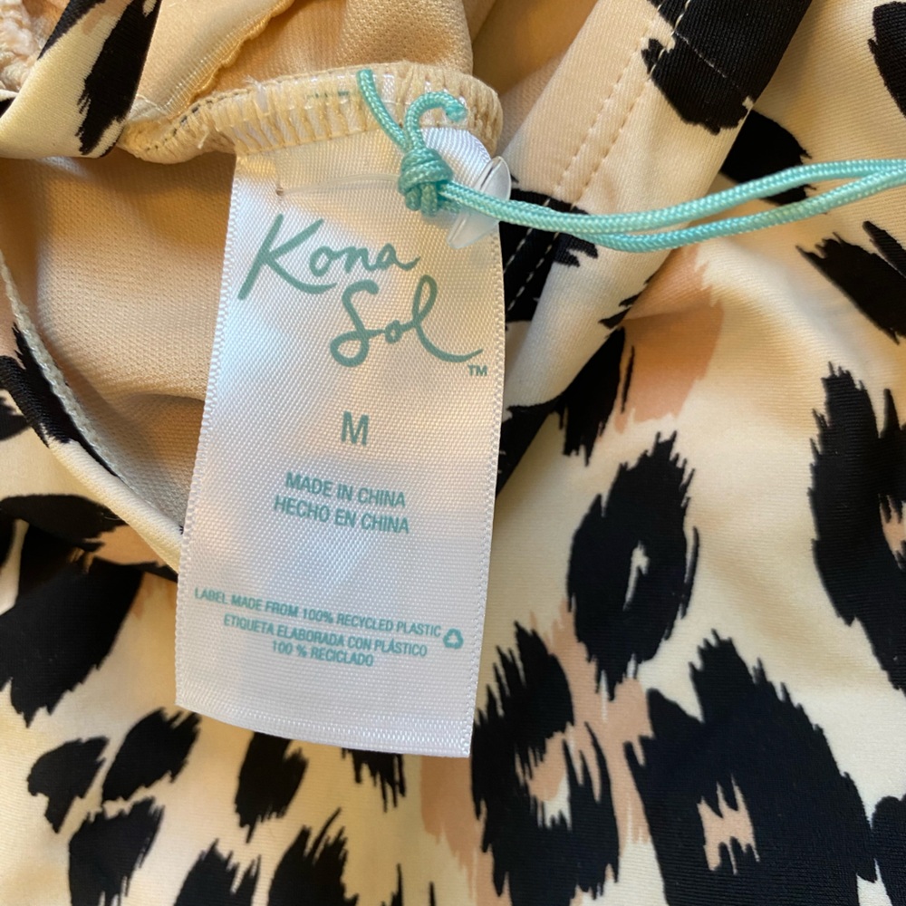Kona Sol Leopard print one piece bathing suit New M (8-10) - Picture 5 of 7